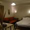 Thalis Rooms
