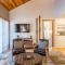 New Listing Updated 1 Bed and Loft 2 Full Bath La Residence IV N7 Sleeps 4 and Steps to Free Shuttle