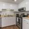 Handsome 2BR Condo with Gorgeous Views in Sugar Mountain! condo