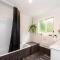 Doomben Ridge Farm House