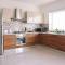 Modern 3 bedroom with AC apartment