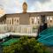 Incredible 2BR Penthouse with Urban Rooftop Garden