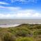 Bay Beach House - A Family & Pet Friendly Favourite with Direct Beach Access