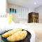 Seafarers View - 6 bedroom townhouse in Cowes, parking & seaviews.