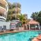 Cosy apartment with ocean views, Sunshine Beach
