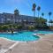 New Listing Ocean and Harbor View Cottage in Beach Resort - Oceanside