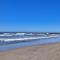 New Listing Ocean and Harbor View Cottage in Beach Resort - Oceanside