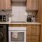 Spacious 1 Bed in a secure golf estate.WIFI - Honeydew