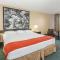 Super 8 by Wyndham Adel - Adel