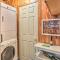 1 Mi to Lake Gregory Boho Crestline Cabin