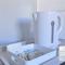 Spacious 3 bed house, great for FAMILIES and CONTRACTORS, sleeps 5 plus FREE Parking - Triumph Serviced Accommodation Wolverhampton