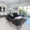 Across the Ocean few steps to beach contemporary three Bedroom townhouse - Помпано-Бич