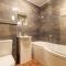 Hazelglade Cottage - Hot Tub, Games Room, Pet Friendly