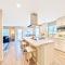 New Tremont Modern Beach