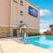 Microtel Inn & Suites by Wyndham College Station