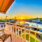 Newport Bay Front Vacation Home