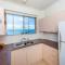 Del Rae Unit 8 25 Shoal Bay Road