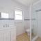 Surf Break Unit 10B Tuna Cresent Upstairs