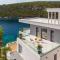 Villa Lijub SeaFront - 4 bedroom Villa - Stunning Sea Views - Gym and WiFi - Trogir