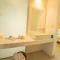 Protaras Art House Seviews
