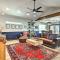 Dripping Springs Cabin with Pool, Hill Country Views - نازف سبرينغز