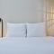 Van Heeckeren Apartments & Suites Buren
