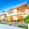 Spacious Balboa Beauty