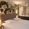 Hotel Iris