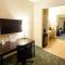Best Western Plus Eastgate Inn & Suites