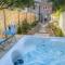 Luxury 1 bed cottage with hot tub and log burner - Great Massingham