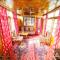 Rajas Palace Houseboat - Kashmir
