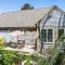 Skinequit Cottage