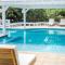 Barefoot Cay Resort