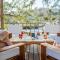 Barefoot Cay Resort