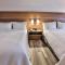 Holiday Inn Express & Suites - Nashville MetroCenter Downtown by IHG