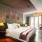 Hanoi Center Silk Hotel & Travel