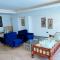 Hays Suites Hotel
