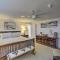 Spacious Home with Yard, 20 Miles to Olympic NP