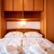 Apartment in Lopar with balcony, air conditioning, WiFi, washing machine (4886-4)