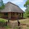 Bungalow 3 on this world renowned Eco site 40 minutes from Vic Falls Fully catered stay - 1987 - Виктория-Фолс