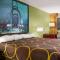 Super 8 by Wyndham Brookhaven - بروكهافن