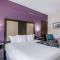La Quinta by Wyndham Kansas City Airport