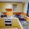 OrangeApartments Riverside Drive,5 Minutes from City Centre