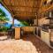 Private Beach Ocean Front Boat Dock Tiki Bar - Savaneta