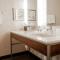 Holiday Inn & Suites Philadelphia W - Drexel Hill by IHG