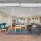 Lakeside Vistas Magic - Rainbow Point Home