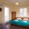 Penelopi Rooms