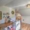 Owls Nest Studio with Hot Tub Hike Nearby!
