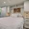 Aspen Condo with Mountain Views and Ski Access!