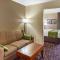 Comfort Inn & Suites North Aurora - Naperville
